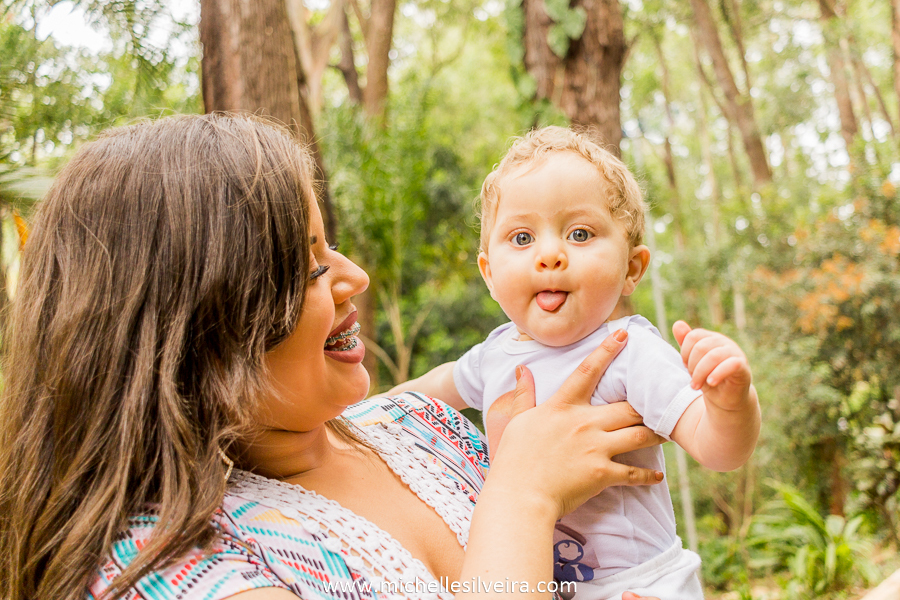 ensaio fotográfico lifestyle de bebe no parque do paço em Diadema - sp