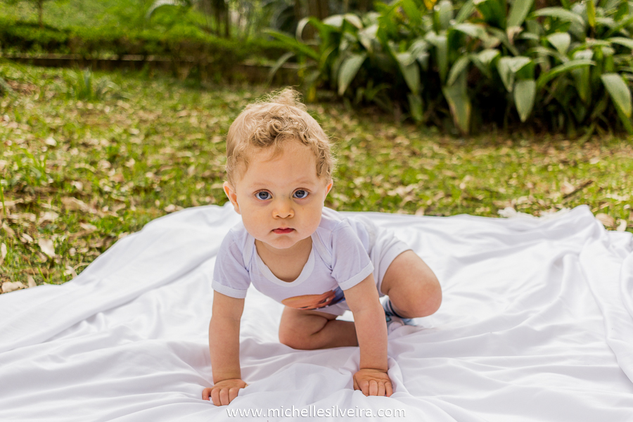 ensaio fotográfico lifestyle de bebe no parque do paço em Diadema - sp