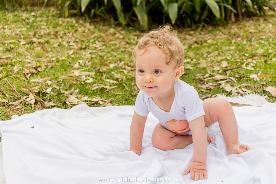ensaio fotográfico lifestyle de bebe no parque do paço em Diadema - sp