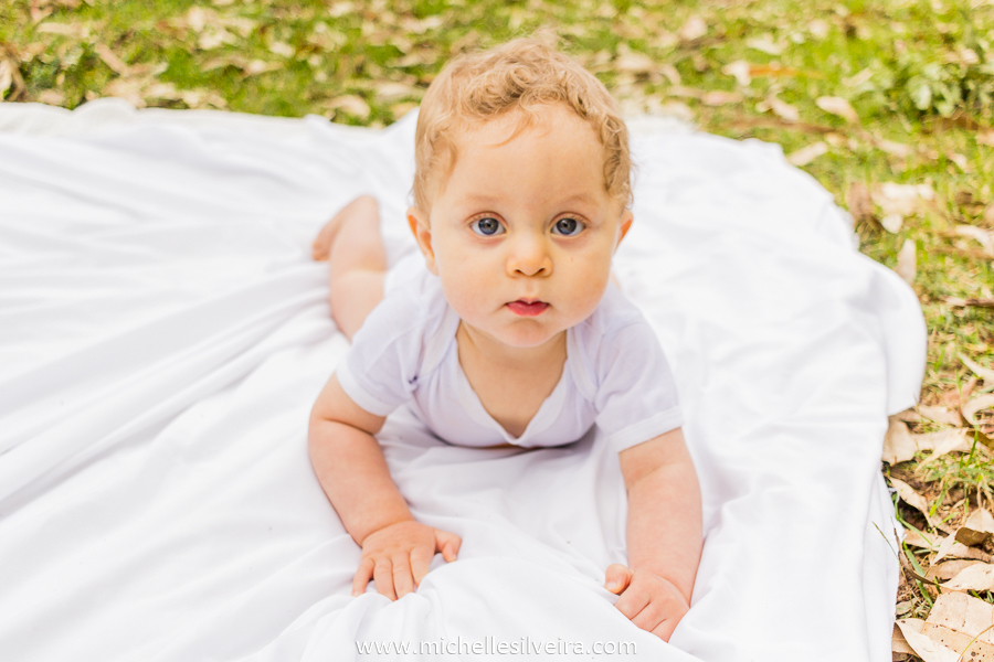 ensaio fotográfico lifestyle de bebe no parque do paço em Diadema - sp