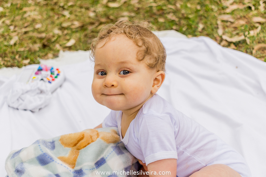 ensaio fotográfico lifestyle de bebe no parque do paço em Diadema - sp