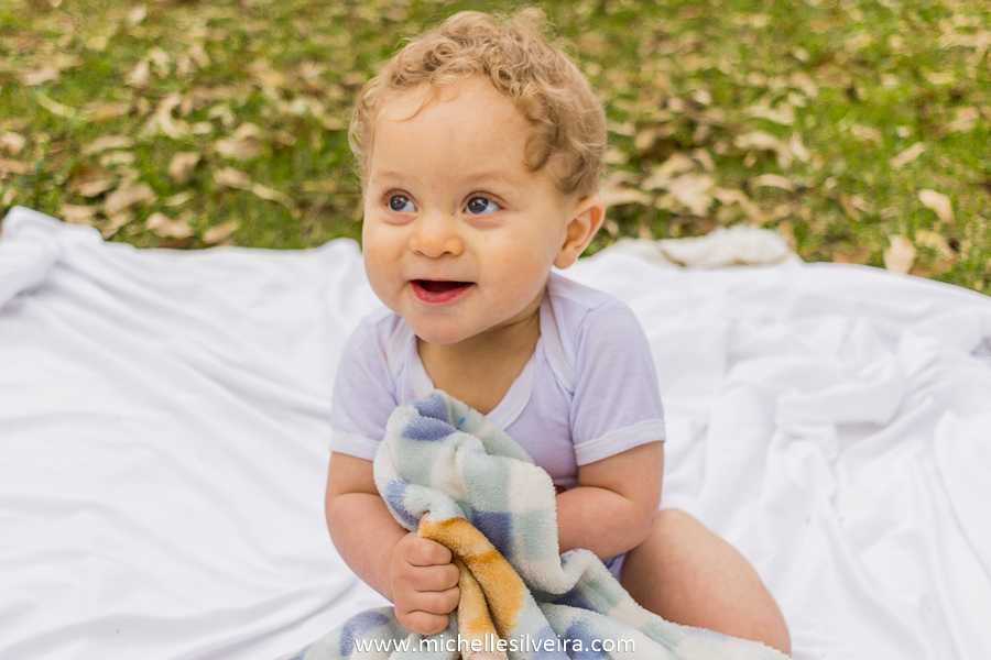 ensaio fotográfico lifestyle de bebe no parque do paço em Diadema - sp