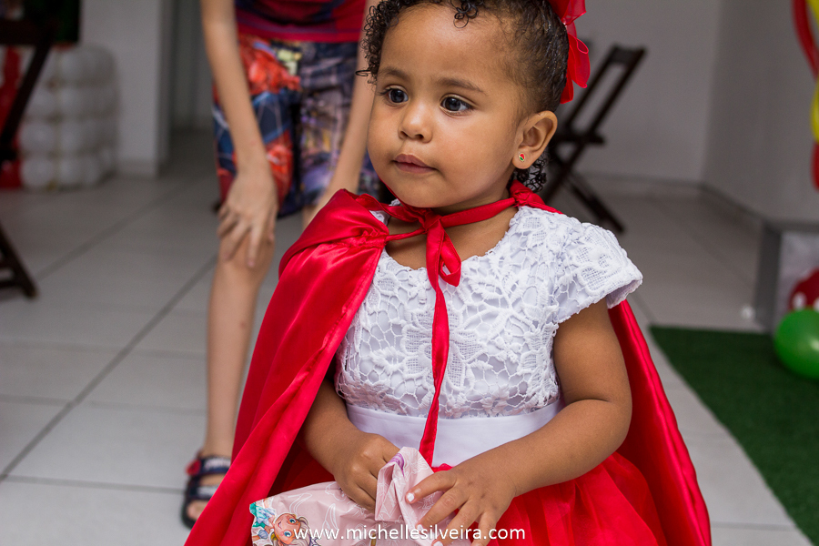 Fotografia de Festa Infantil tema chapeuzinho vermelho em sp