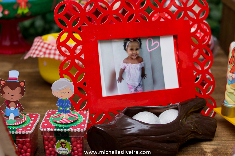 Fotografia de Festa Infantil tema chapeuzinho vermelho em sp