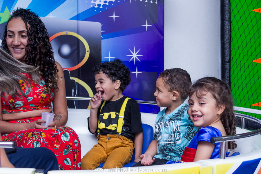 Fotografia de Festa Infantil tema Show da Luna
 no buffet kairós em Diadema - SP