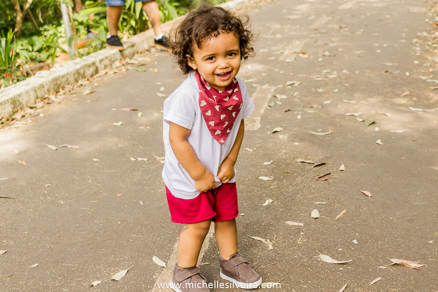 Ensaio fotográfico lifestyle de família no parque do paço em Diadema - sp