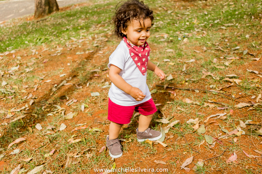 Ensaio fotográfico lifestyle de família no parque do paço em Diadema - sp