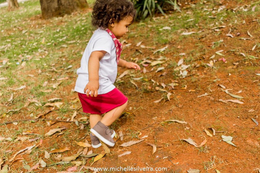 Ensaio fotográfico lifestyle de família no parque do paço em Diadema - sp