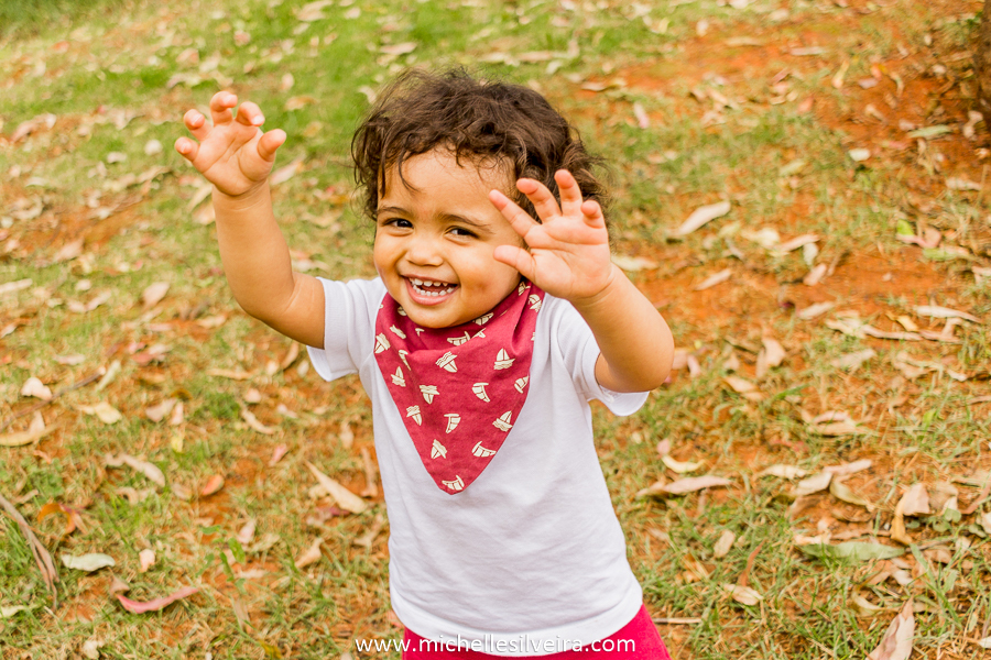 Ensaio fotográfico lifestyle de família no parque do paço em Diadema - sp