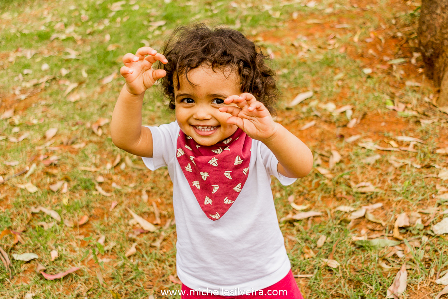 Ensaio fotográfico lifestyle de família no parque do paço em Diadema - sp