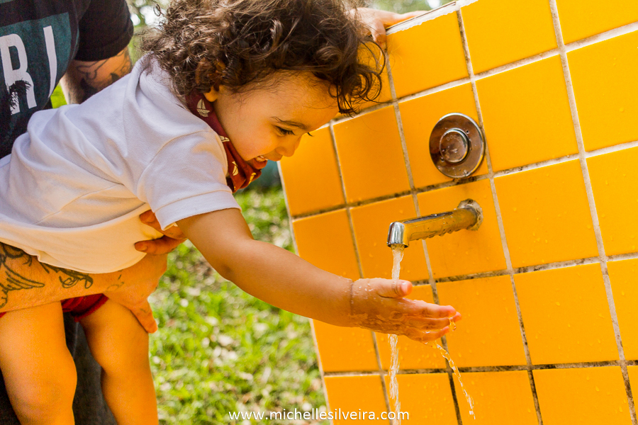 Ensaio fotográfico lifestyle de família no parque do paço em Diadema - sp
