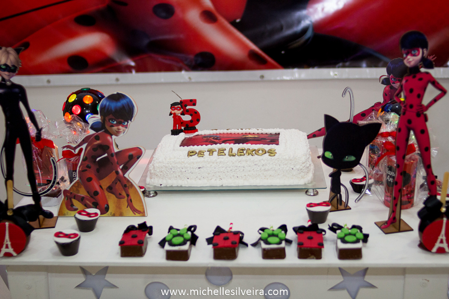Fotografia de Festa Infantil 5 anos tema lady bug miraculous em são paulo