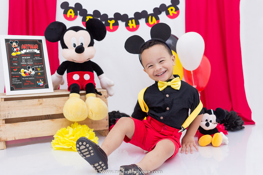 ensaio fotografico infantil tema mickey mouse - arthur 2 anos - em diadema - michellesilveirafotografia