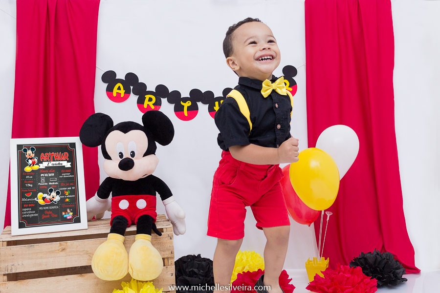 ensaio fotografico infantil tema mickey mouse - arthur 2 anos - em diadema - michellesilveirafotografia