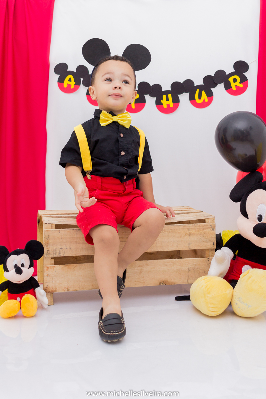 ensaio fotografico infantil tema mickey mouse - arthur 2 anos - em diadema - michellesilveirafotografia
