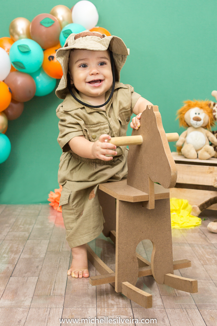 Smash the cake do Bernardo tema safari michelle silveira fotografia