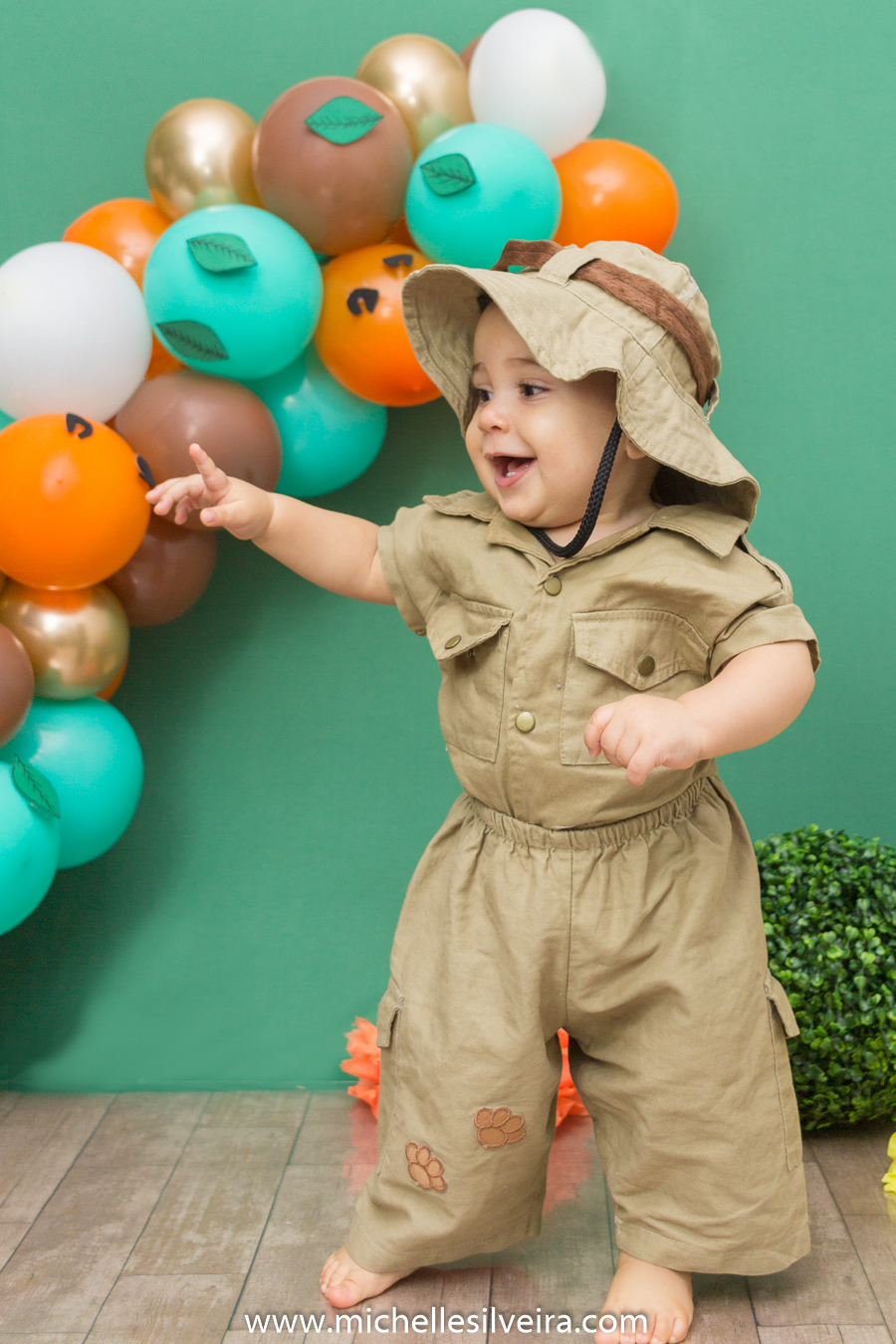 Smash the cake do Bernardo tema safari michelle silveira fotografia