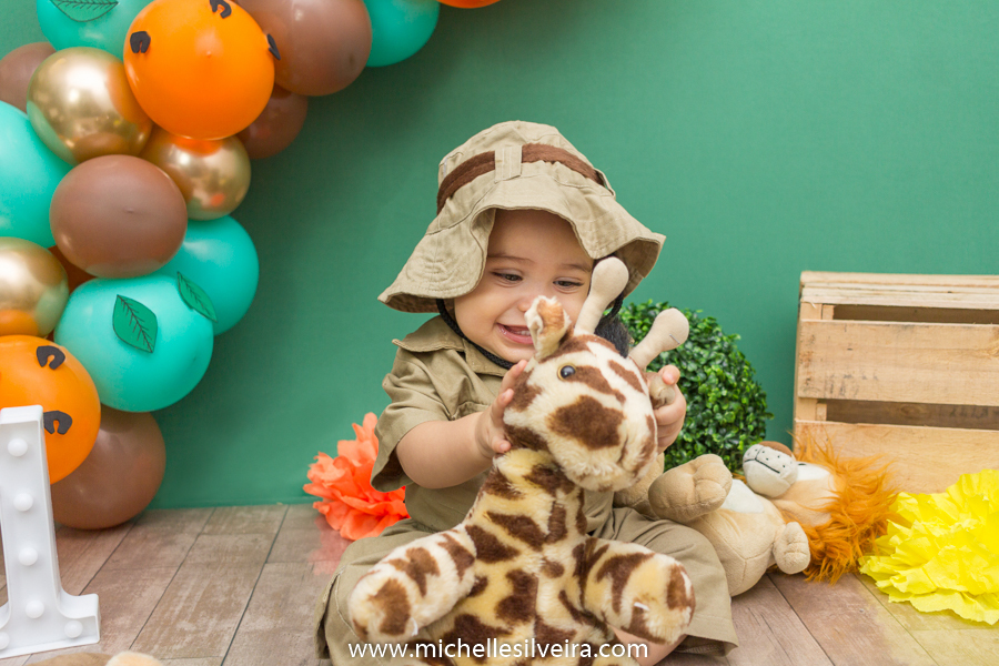 Smash the cake do Bernardo tema safari michelle silveira fotografia