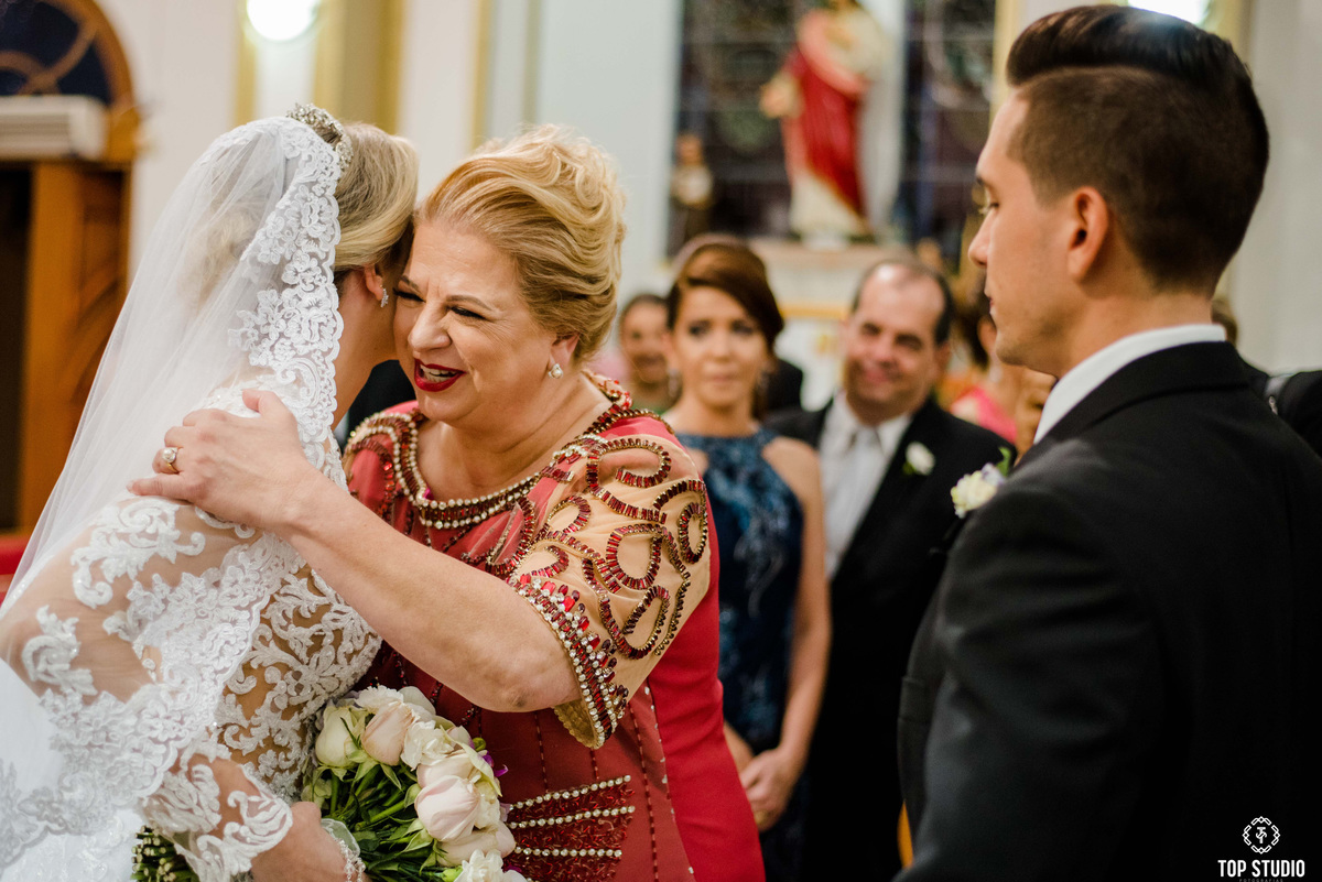 Fotografia casamento Viviany e Higor Paroquia são Jose.