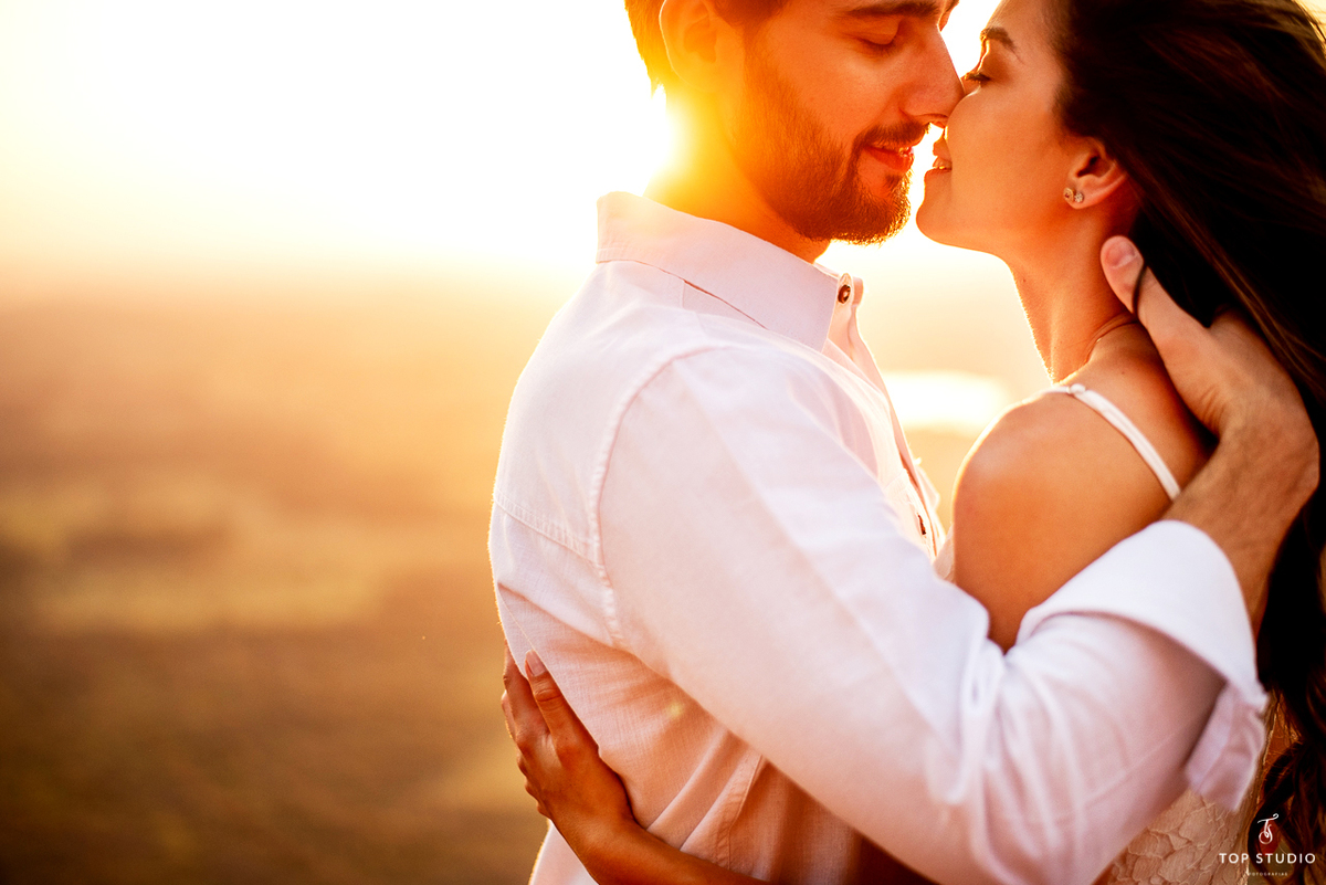 Ensaio pre casamento realizado no morro do paxixi em piraputanga #fotografo de casamento