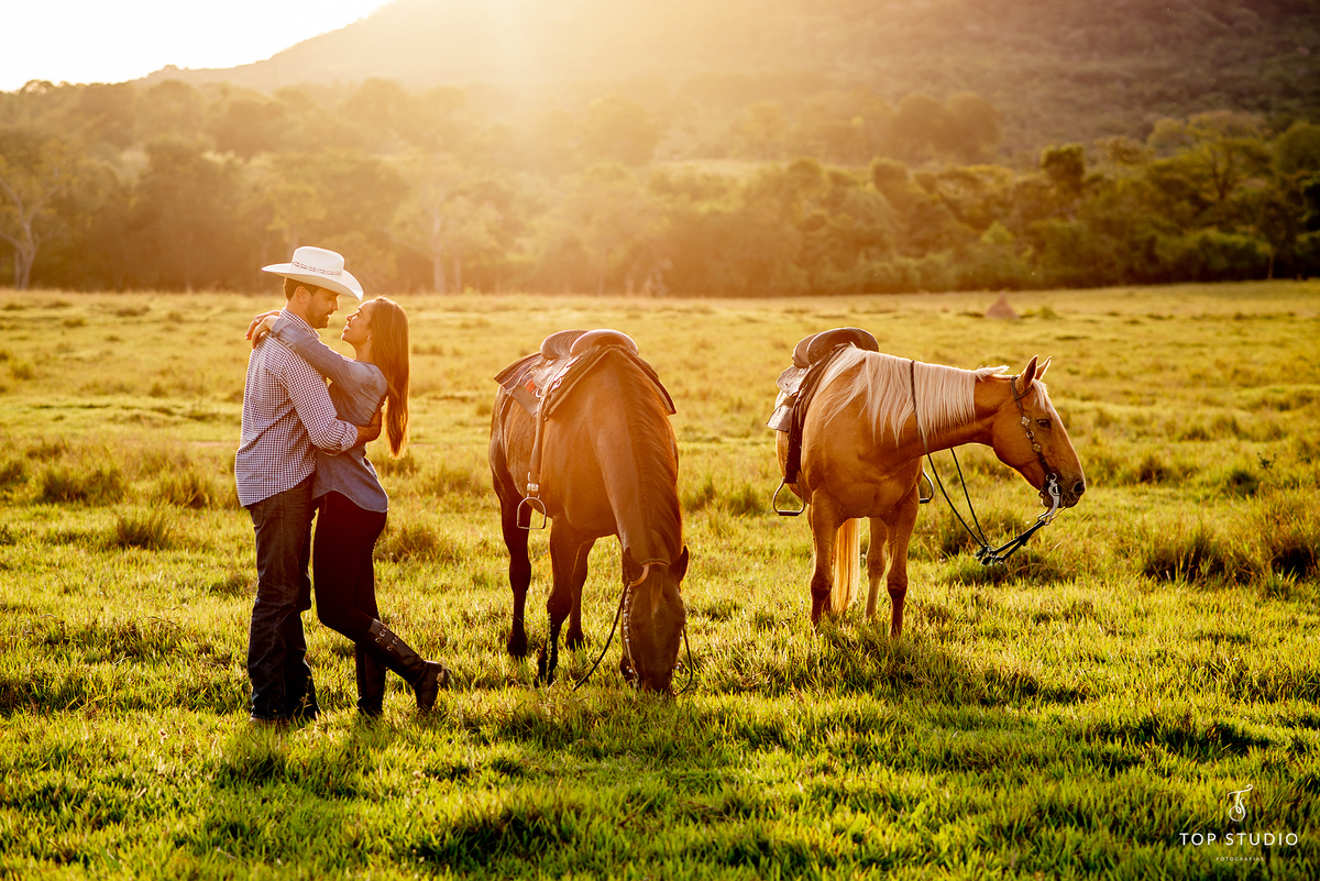 ensaio de casal com cavalos
ensaio country 
Aquidauana
ensaio pre casamento com cavalos