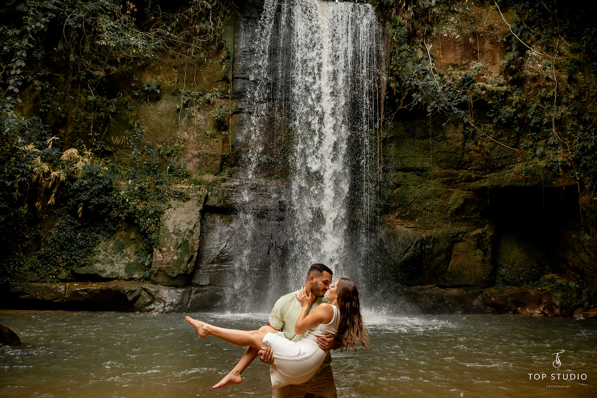 Cachoeira das Araras.