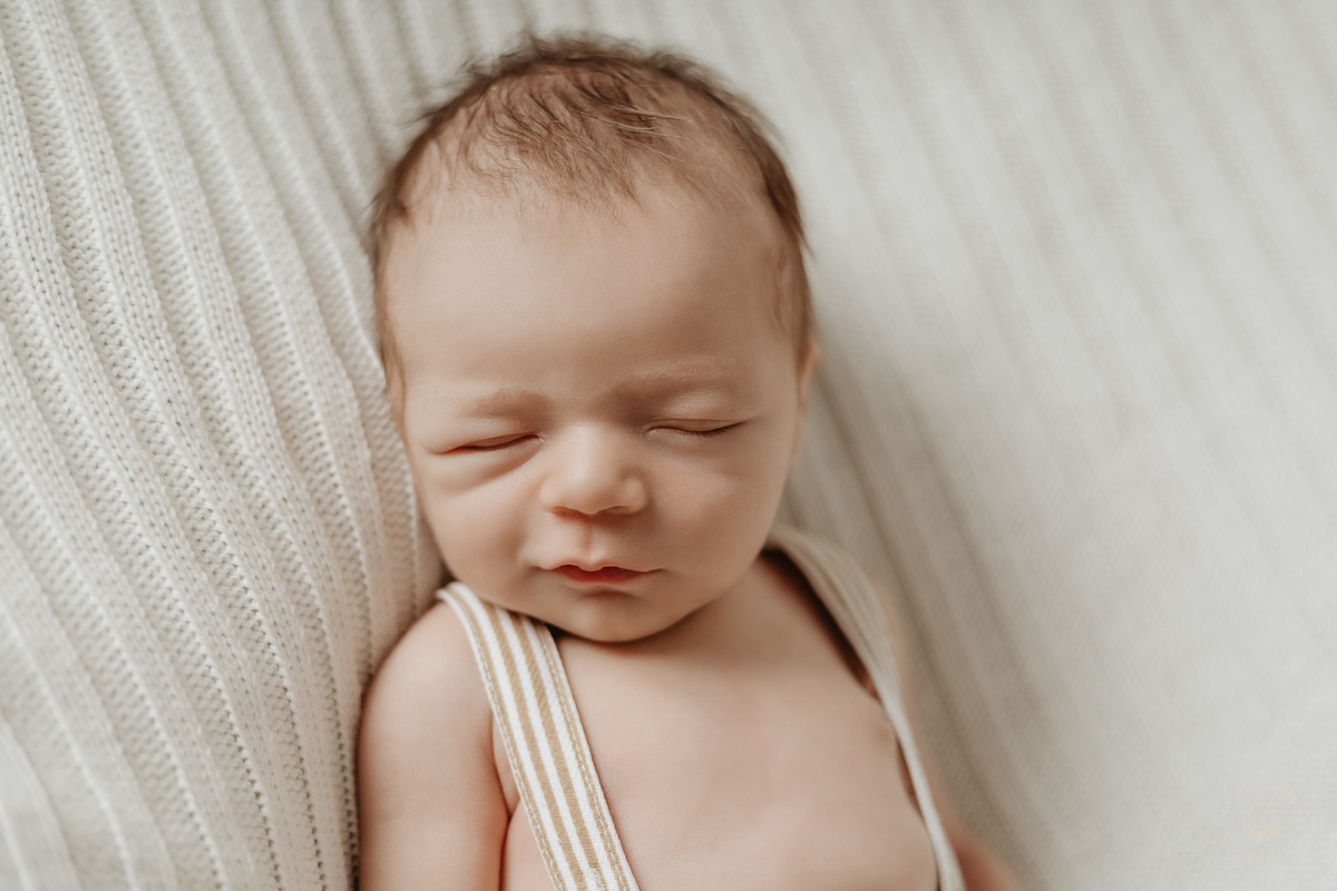 Ensaio Newborn - Pouso Alegre