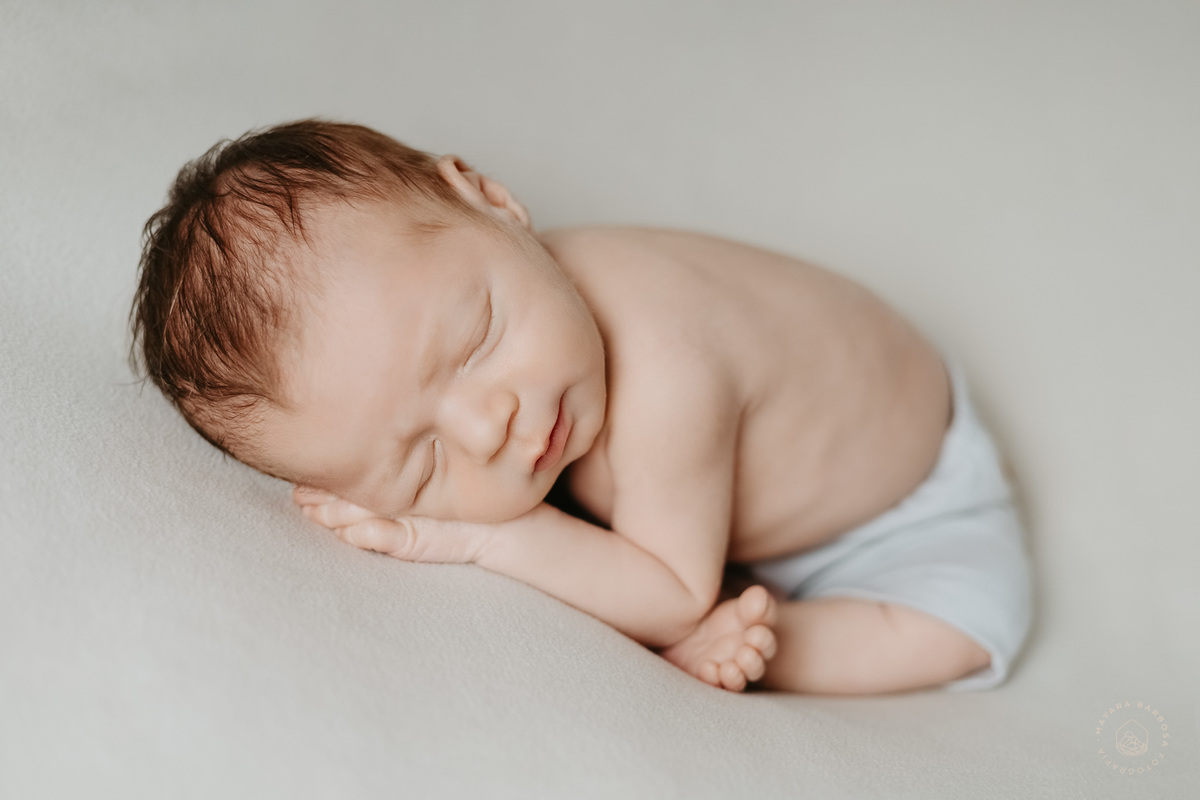 Ensaio Newborn - Pouso Alegre