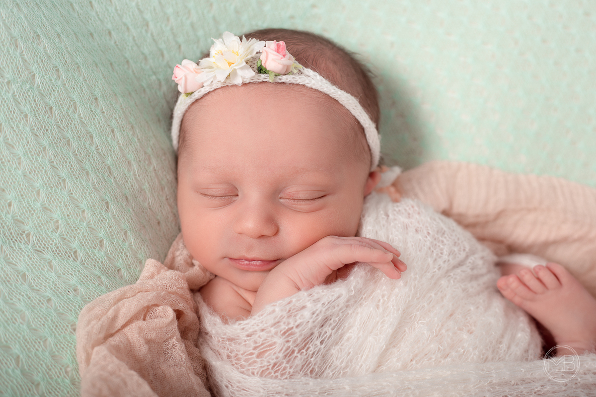 Ensaio Newborn - Os primeiros detalhes da Heloísa