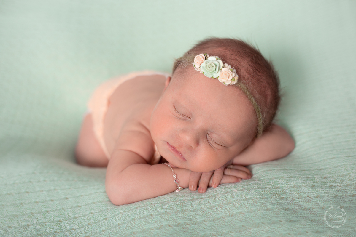 Ensaio Newborn - Os primeiros detalhes da Heloísa