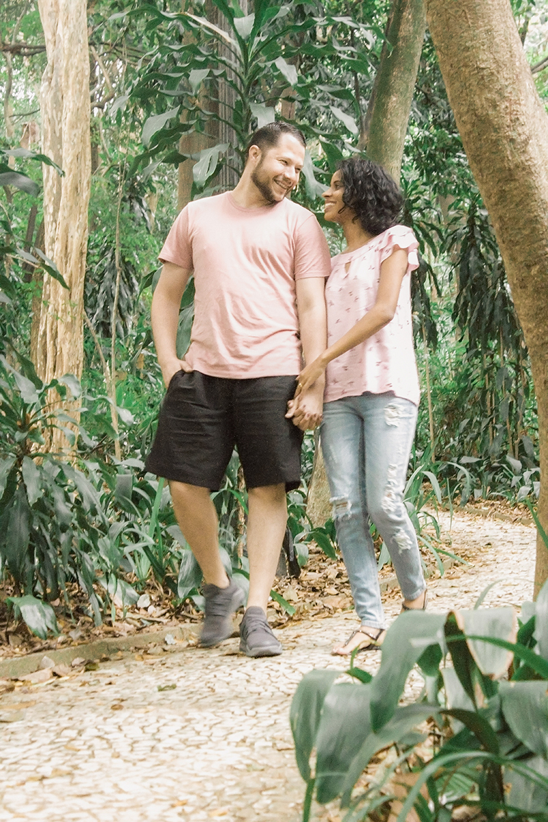 Ensaio de casal no Parque Trianon em São Paulo/SP