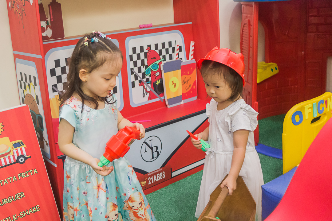 Aniversário infantil de 4 anos dos gêmeos Pedro e Larissa, Buffet Trelelê, Mooca - São Paulo/SP