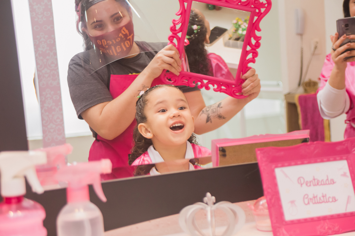 Aniversário infantil de 4 anos da Belinha, Spa Day no Pink Party em São Paulo/SP