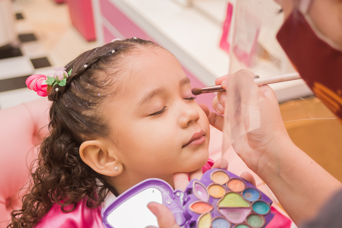 Aniversário infantil de 4 anos da Belinha, Spa Day no Pink Party em São Paulo/SP