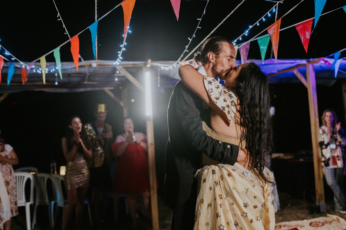 Noivos primeira daça casamento