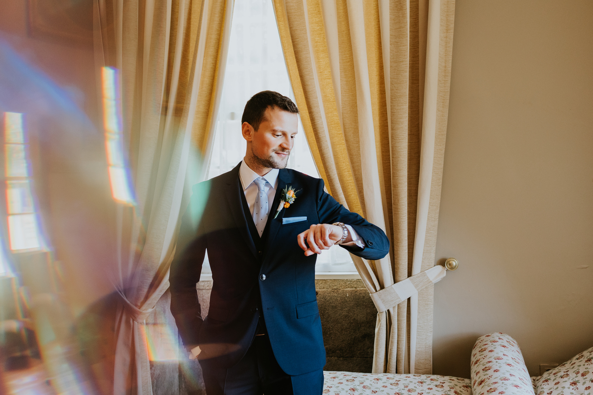 Retrato noivo relógio artístico casa do ribeirinho matosinhos