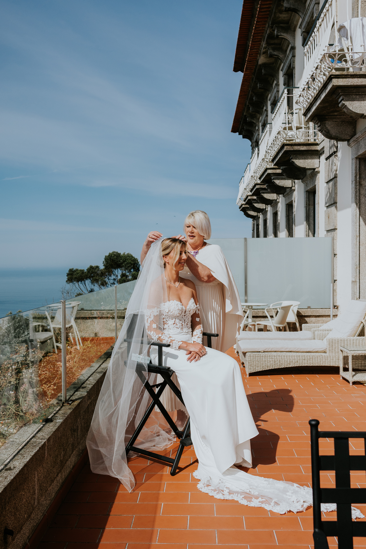 mãe da noiva fotos preparativos pousada Viana do castelo