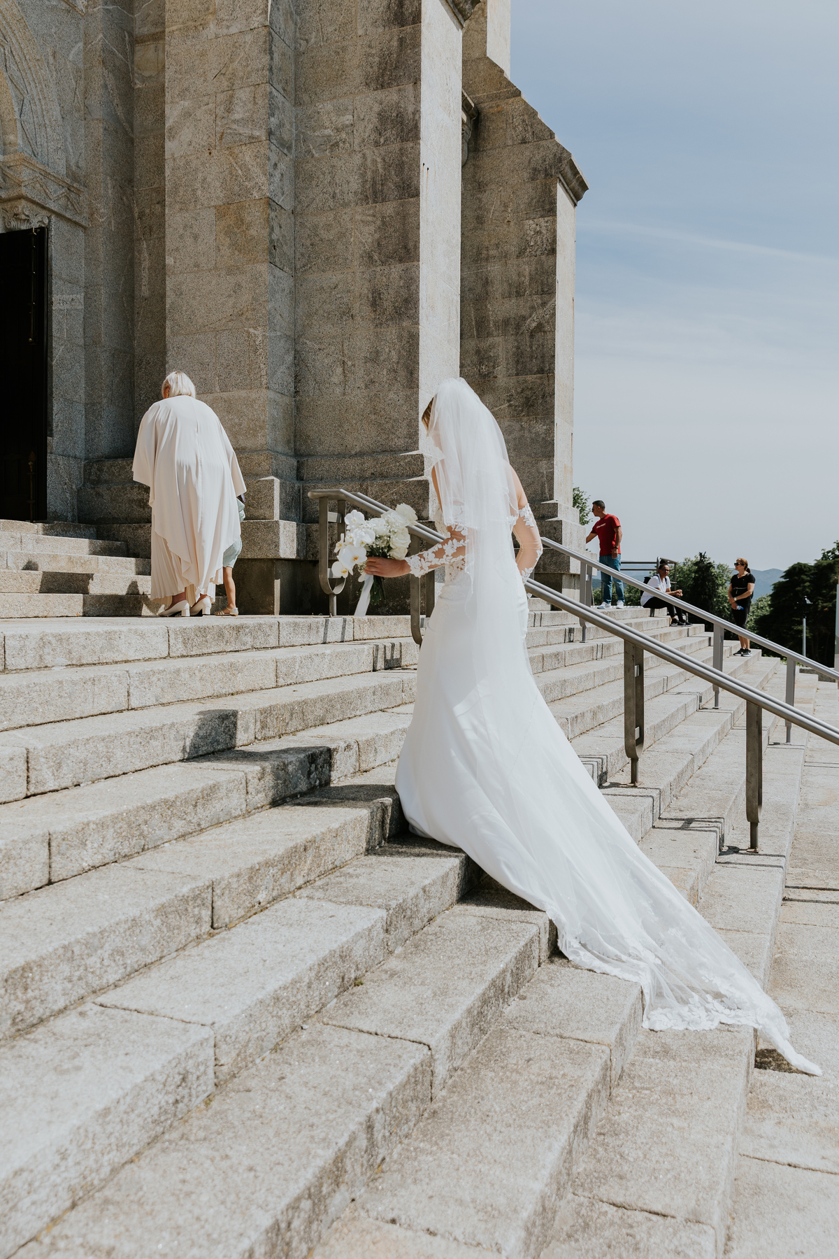 Noiva chegar igreja santa luzia