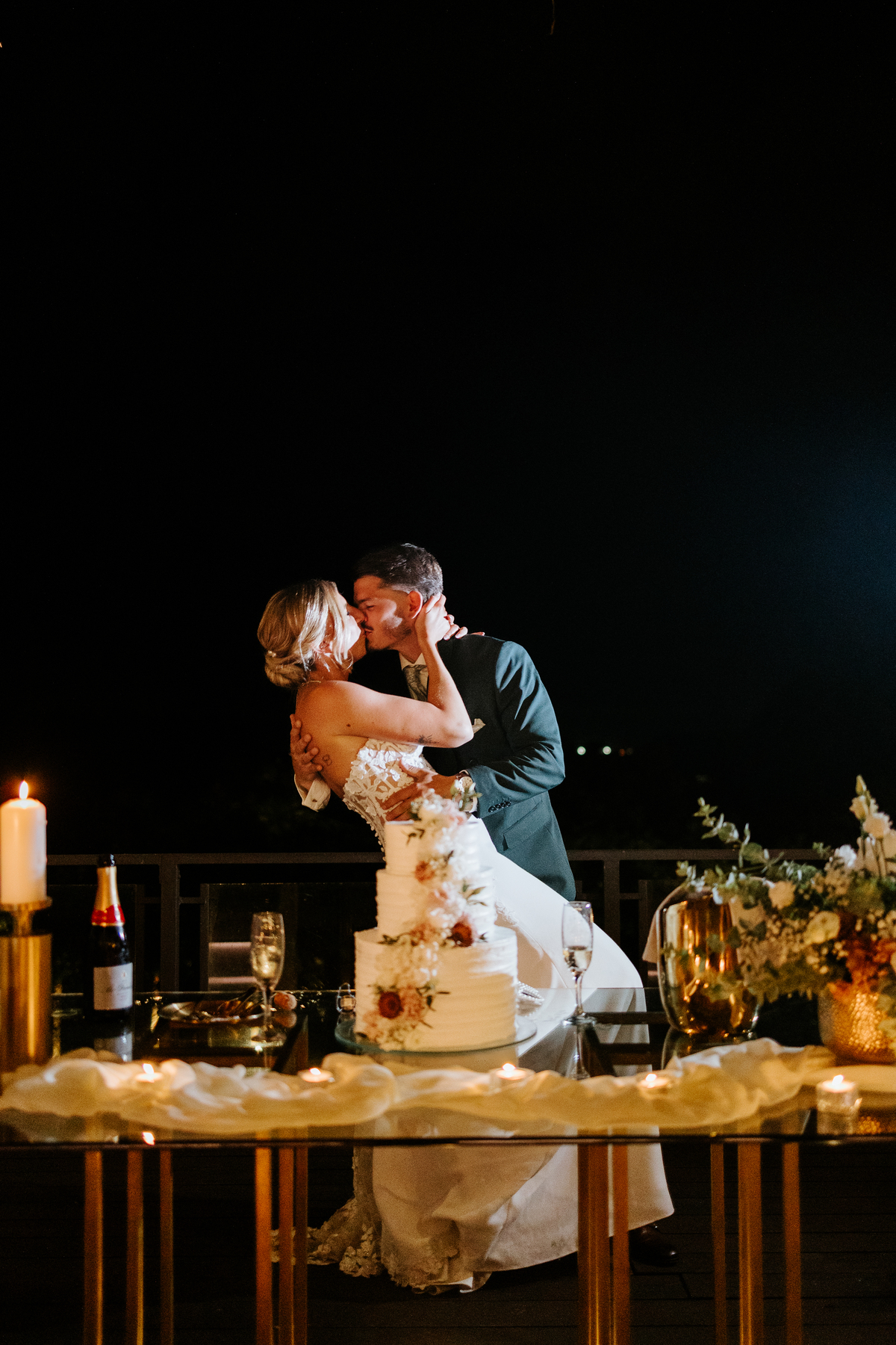 Festa casamento quinta do alferes bolo sparkles