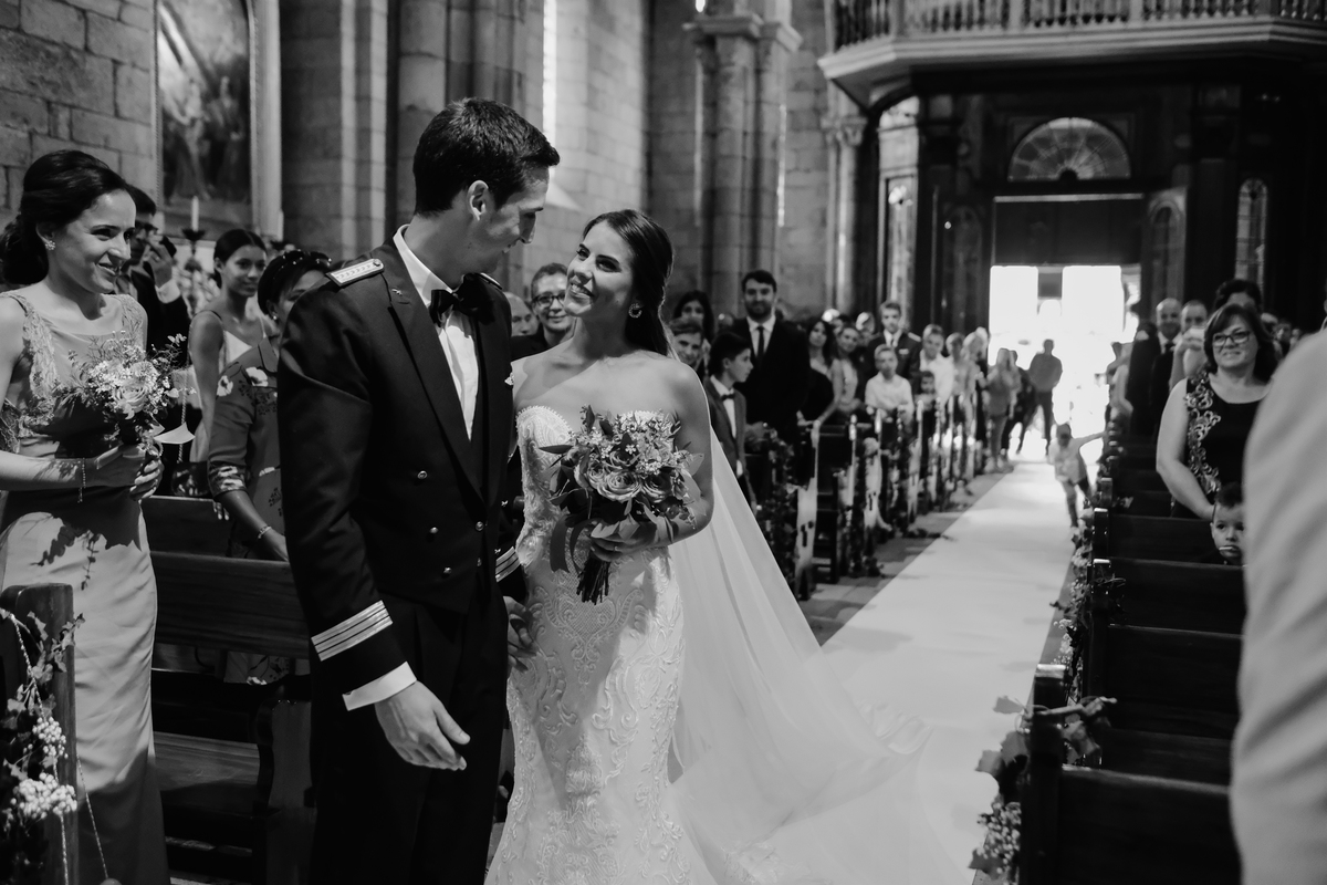 noivos igreja nossa senhora da 
 oliveira guimarães