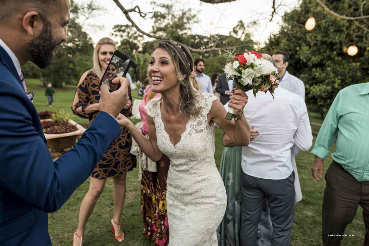 noiva bouquet sorrido