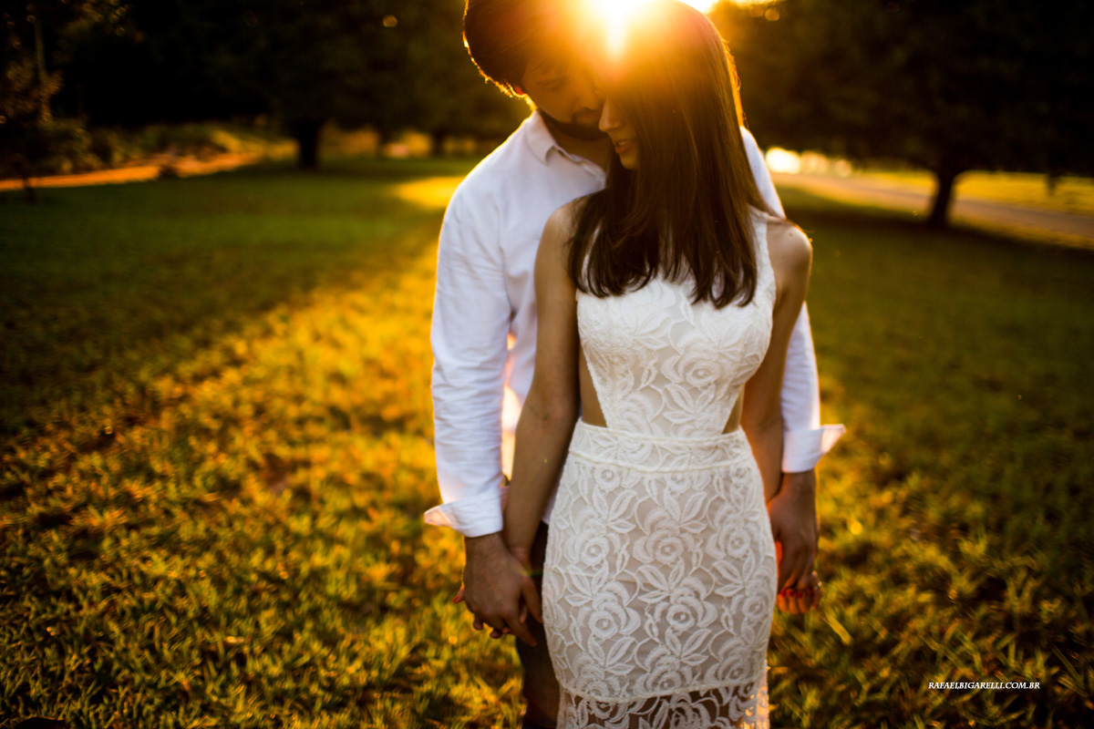 pre casamento no por do sol
