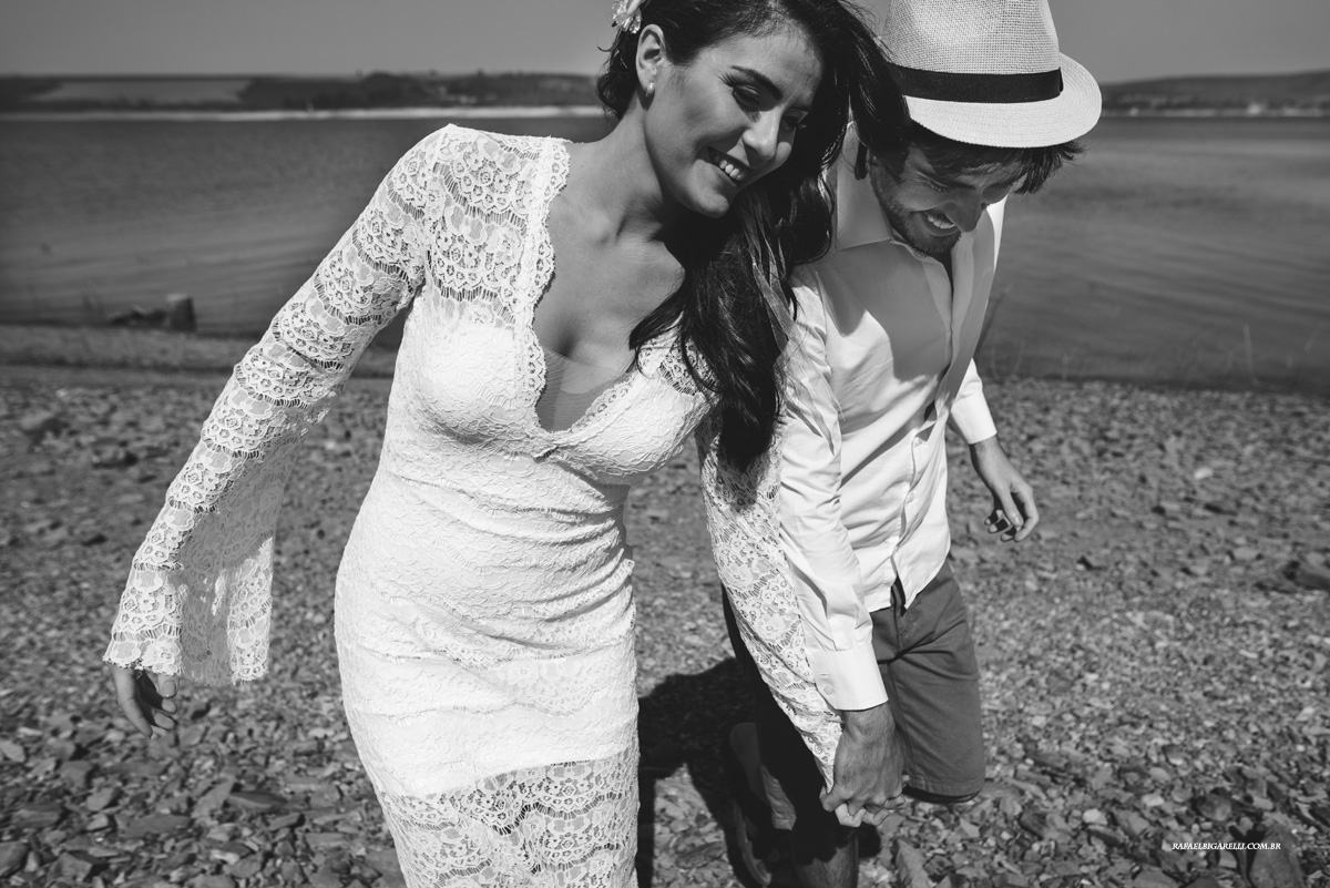 noivos em sessao de fotos no capitolio mg