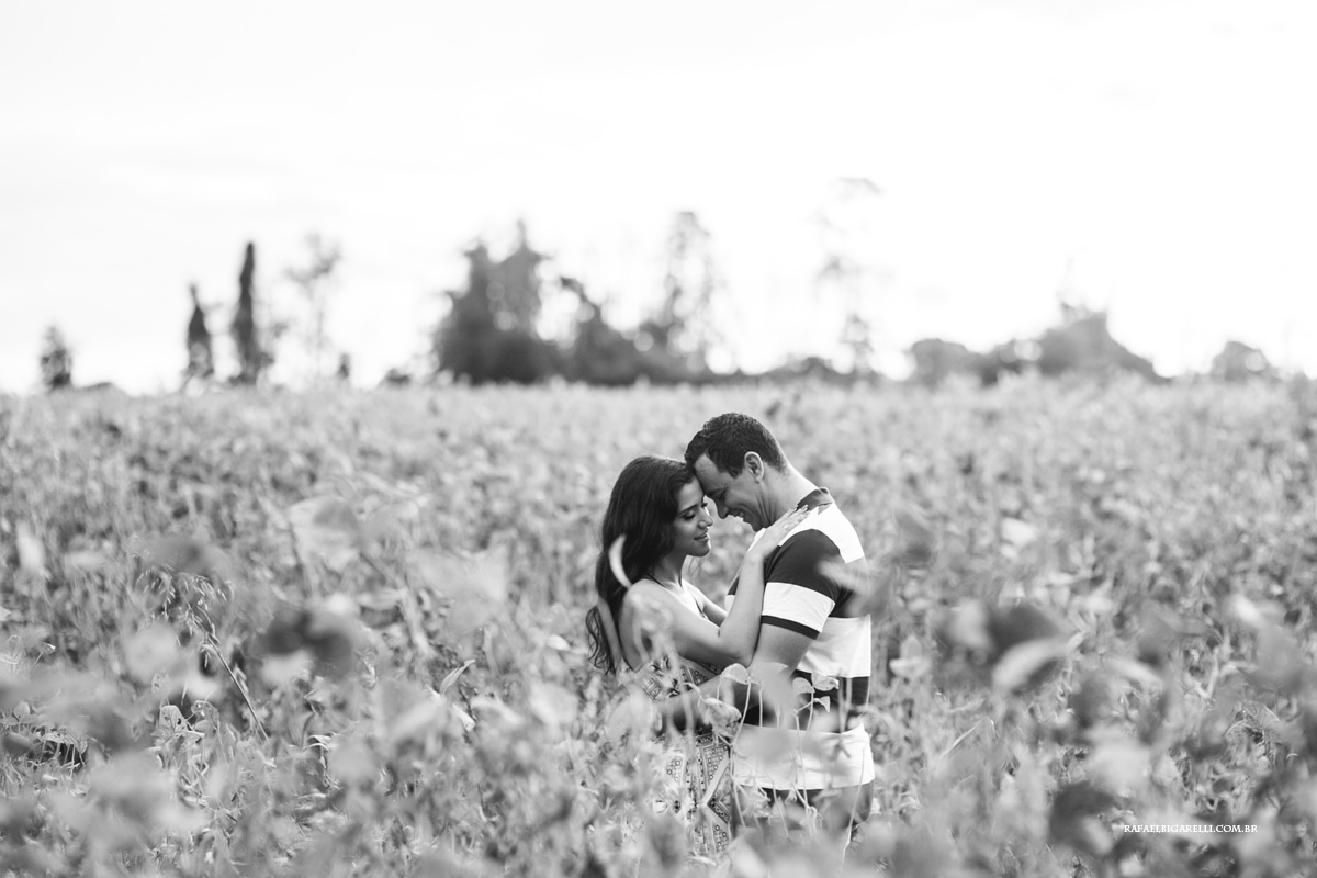 foto romantica de pre wedding