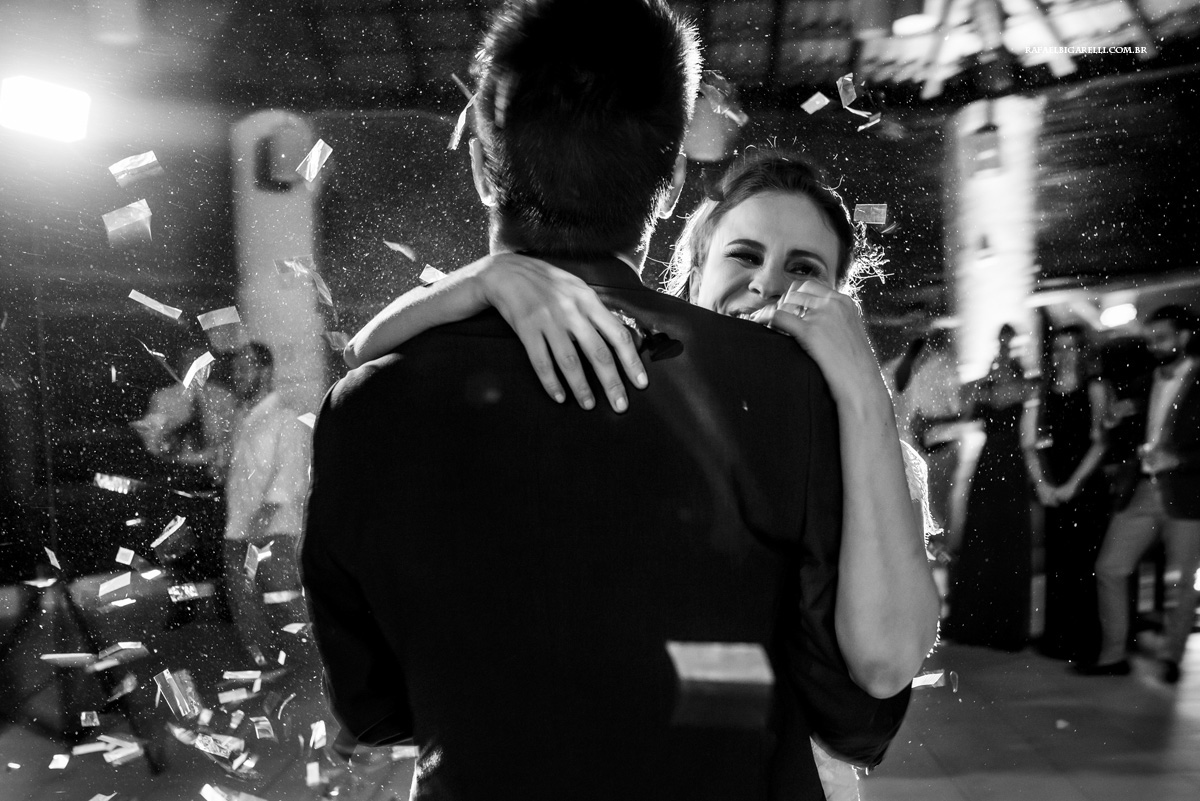 primeira valsa do casal de noivos