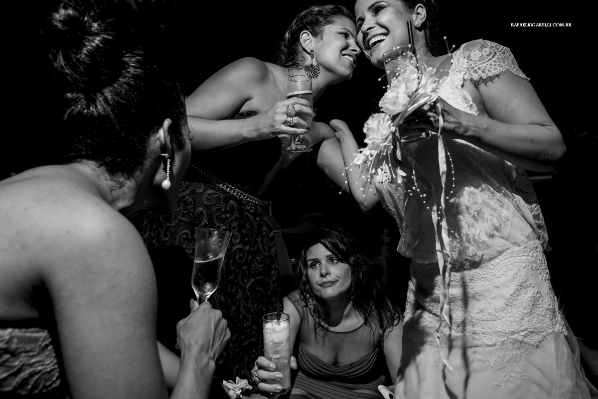 muita animação na festa do casamento