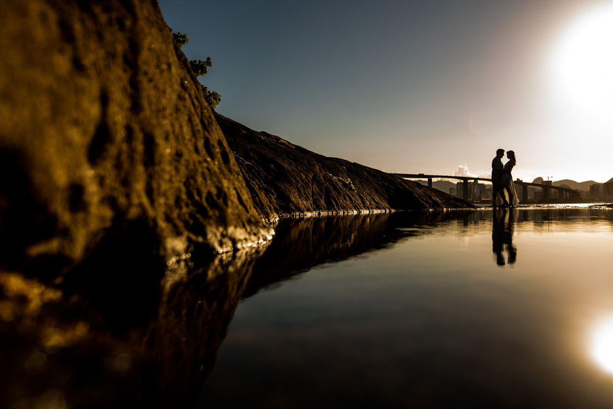 fotos de casal no por do sol de vitoria es ensaio pré wedding 