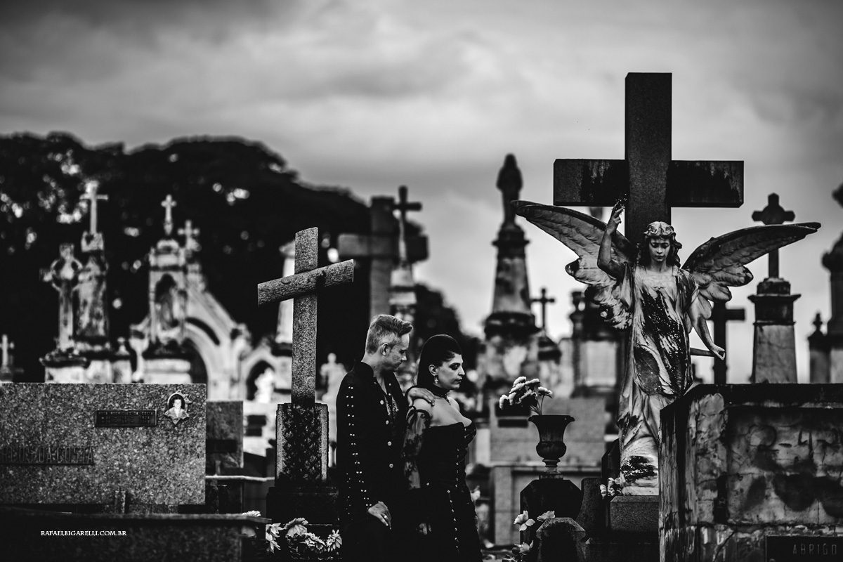 fotografia de casamento jau ensaio casal cemitério