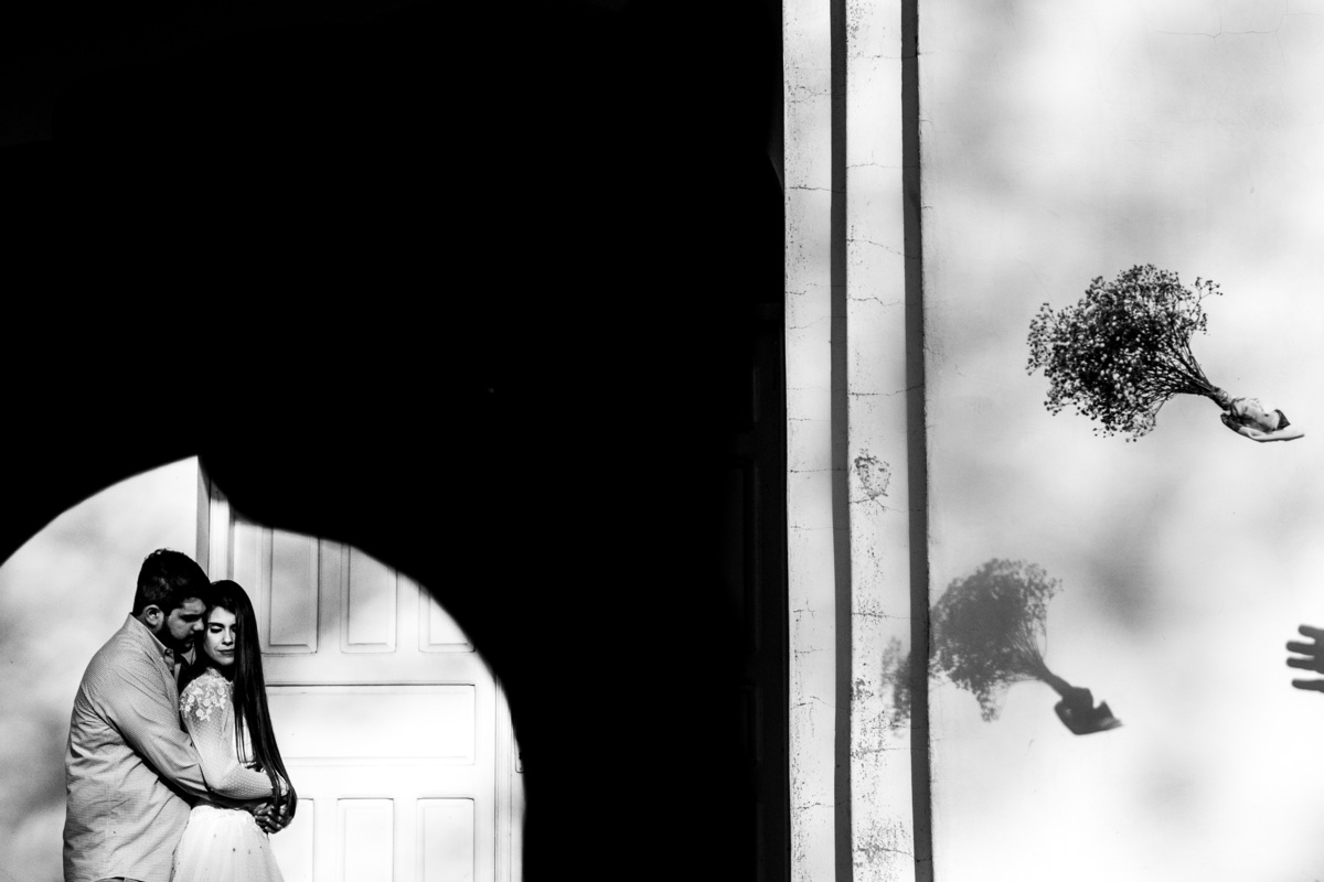 Ensaio romântico de pré-casamento