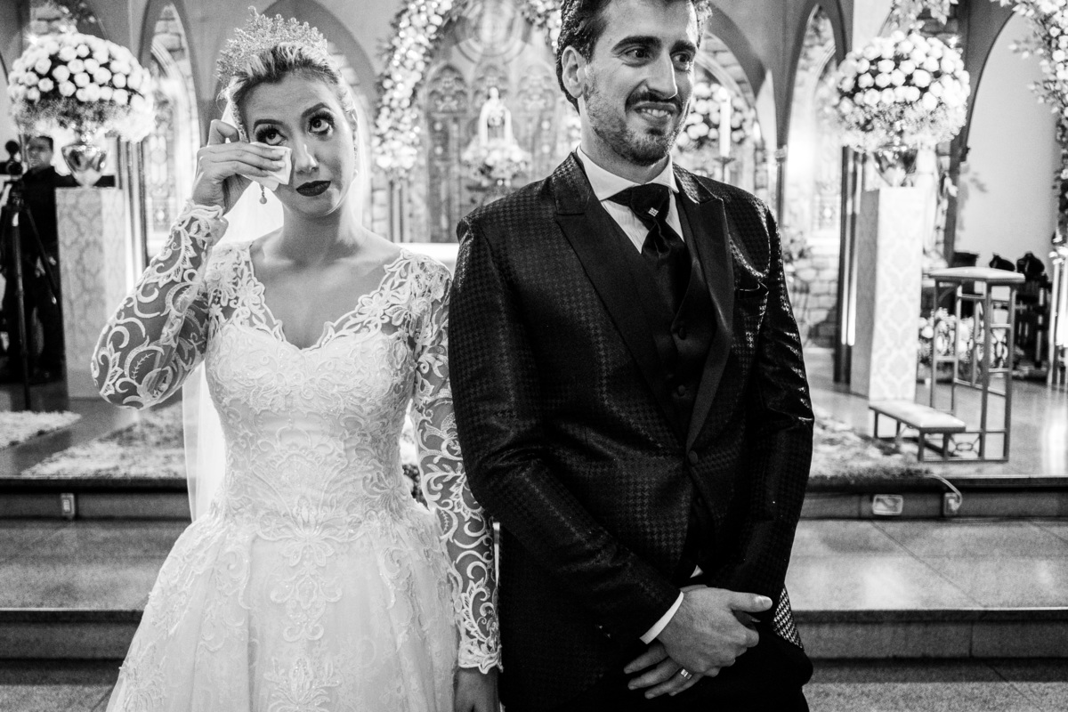 foto noivos no altar 